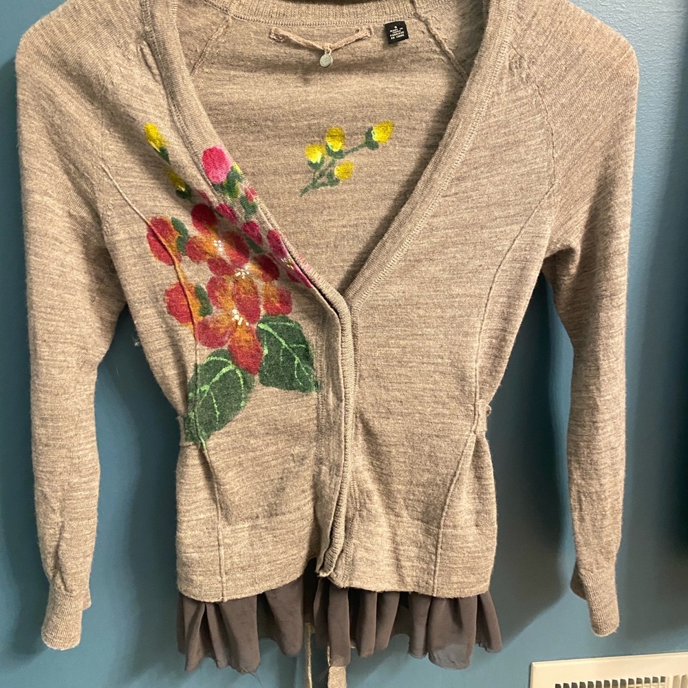 Floral Embroidered kids 100%wool  Sweater/ cardigan size  small